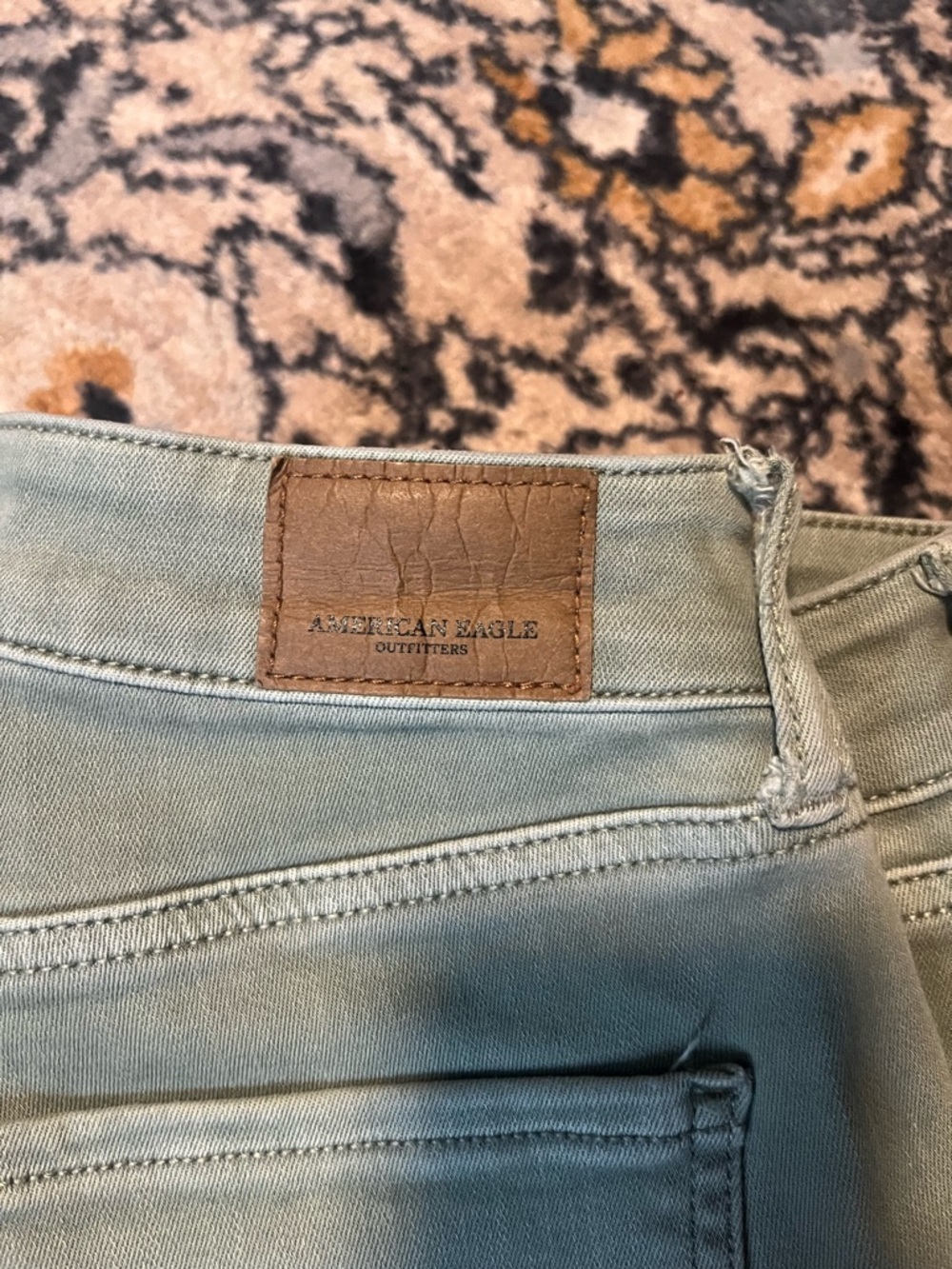 American Eagle Next Level Stretch Green Denim Jeans Size 4 X-long - Picture 4 of 4
